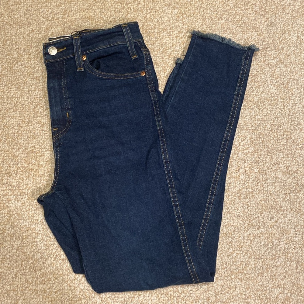 *Brand New* Levi Strauss Dark Wash Jean